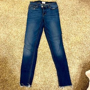 Size 26 Hudson Krista Ankle Skinny w/ Raw Hem